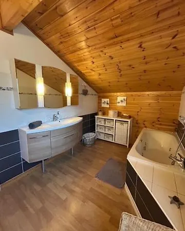 בקתה Les Ecureuils